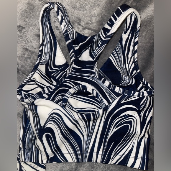 Swirled Workout Set - Picture 2 of 7